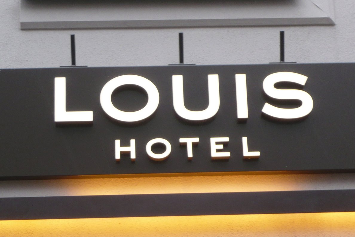 Louis Hotel